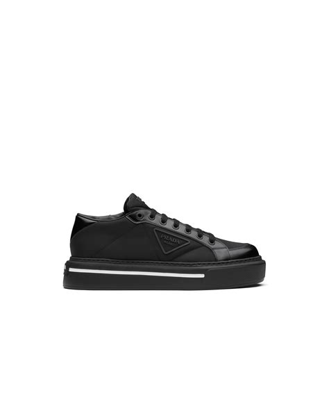 Prada Macro Sneaker aus Re